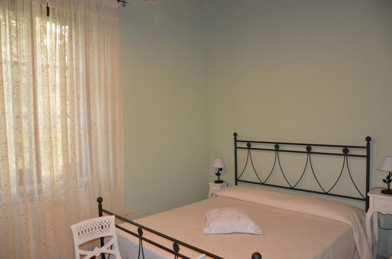 B & B Da Ferro Massarosa Phòng bức ảnh